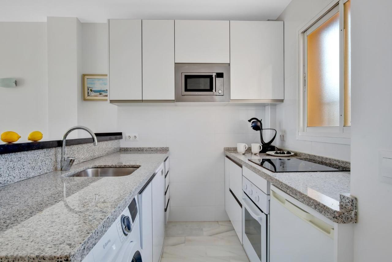 Erisa 59 By Ivi Real Estate Apartment Torremolinos Bagian luar foto